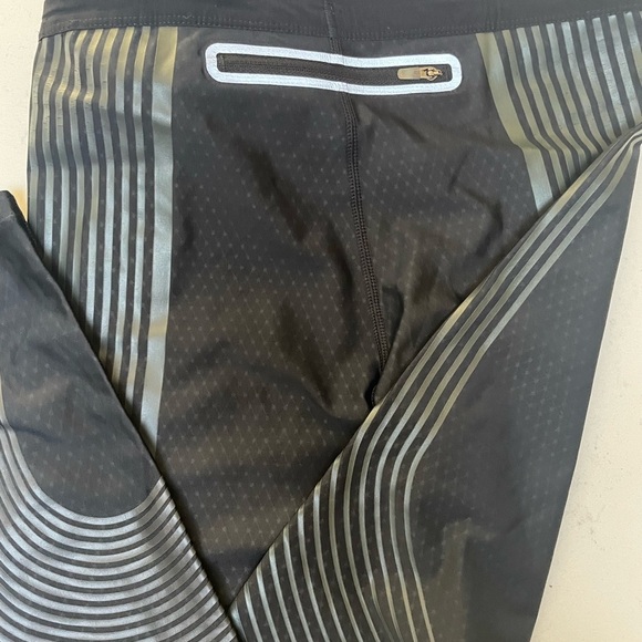Nike Dri-Fit Leggings – Size S - Picture 2 of 9